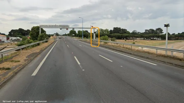 FRANCE photo du radar Saint-Brévin-Les-Pins D213 44 - Loire-Atlantique FRANCE photo du radar Saint-Brévin-Les-Pins D213 44 - Loire-Atlantique