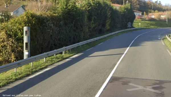 FRANCE photo du radar Vignory D520 52 - Haute-Marne FRANCE photo du radar Vignory D520 52 - Haute-Marne