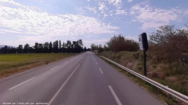 FRANCE photo du radar Velleron D31 84 - Vaucluse FRANCE photo du radar Velleron D31 84 - Vaucluse