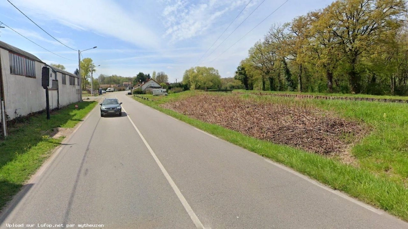 FRANCE photo du radar Challuy D976 58 - Nièvre FRANCE photo du radar Challuy D976 58 - Nièvre