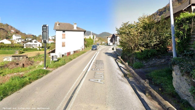 FRANCE photo du radar Crêts-en-Belledonne D525 38 - Isère FRANCE photo du radar Crêts-en-Belledonne D525 38 - Isère