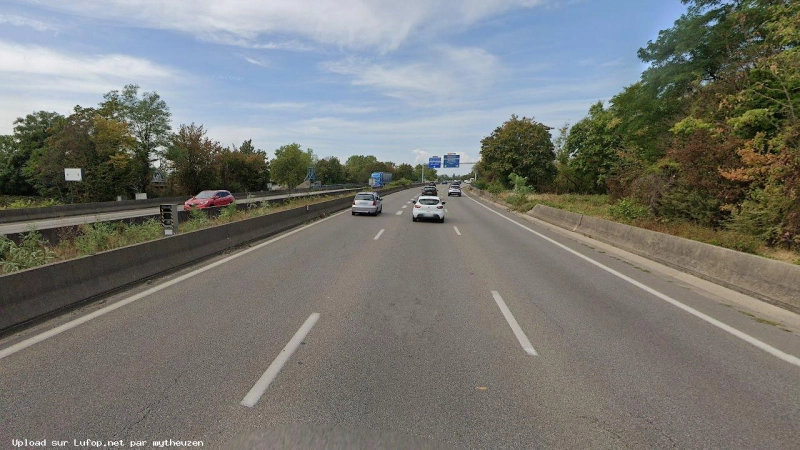 FRANCE photo du radar Strasbourg D1004 67 - Bas-Rhin FRANCE photo du radar Strasbourg D1004 67 - Bas-Rhin