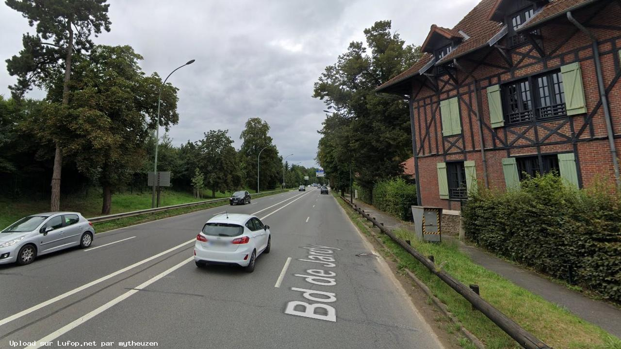 FRANCE photo du radar Marnes-la-Coquette D182 92 - Hauts-de-Seine