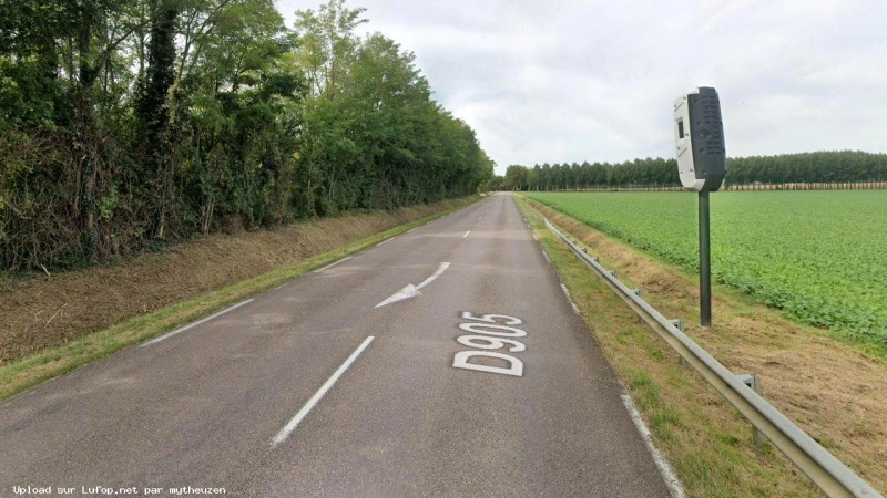 FRANCE photo du radar Percey D905 89 - Yonne FRANCE photo du radar Percey D905 89 - Yonne
