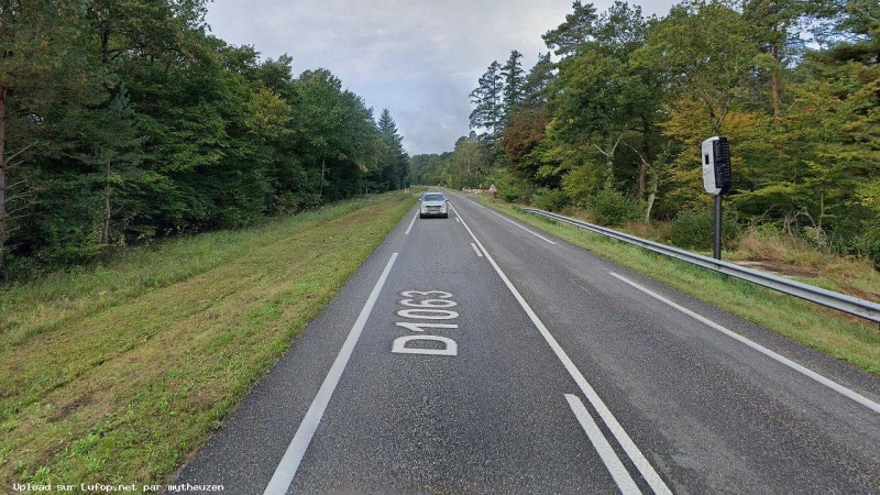 FRANCE photo du radar Haguenau D1063 67 - Bas-Rhin FRANCE photo du radar Haguenau D1063 67 - Bas-Rhin