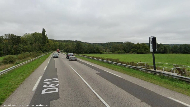 FRANCE photo du radar Nassandres sur Risle D613 27 - Eure