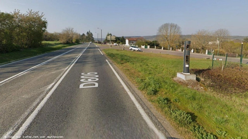 FRANCE photo du radar Villevallier D606 89 - Yonne FRANCE photo du radar Villevallier D606 89 - Yonne