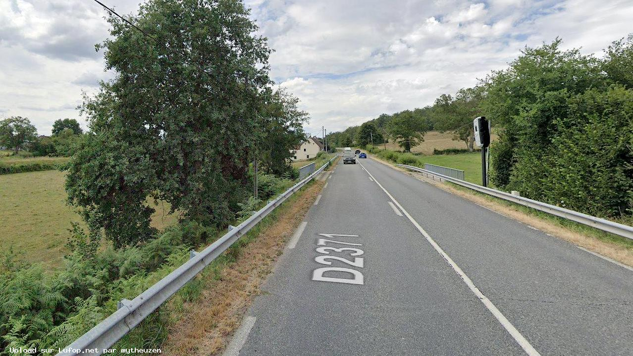 FRANCE photo du radar Saint-Bonnet-de-Four D2371 03 - Allier