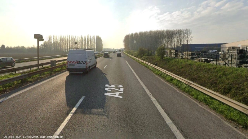 FRANCE photo du radar La Chapelle-d'Armentières A25 59 - Nord