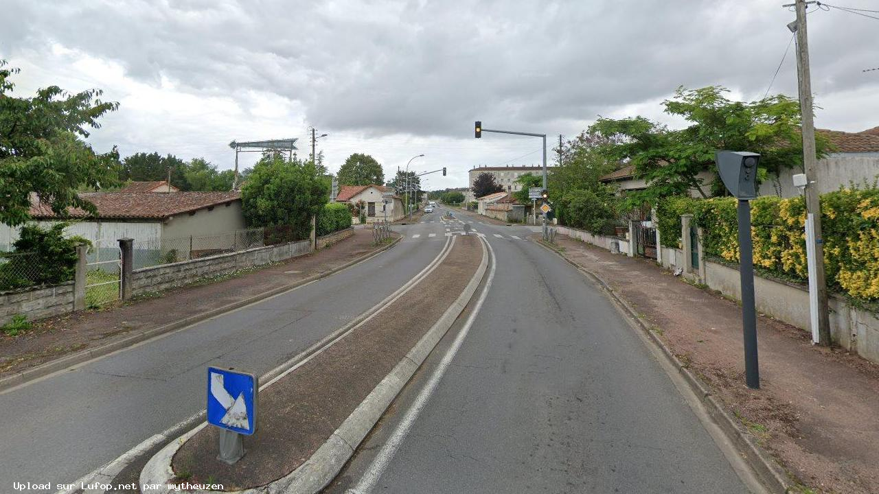 FRANCE photo du radar La Rochefoucauld-en-Angoumois Boulevard du Huit Mai 16 - Charente