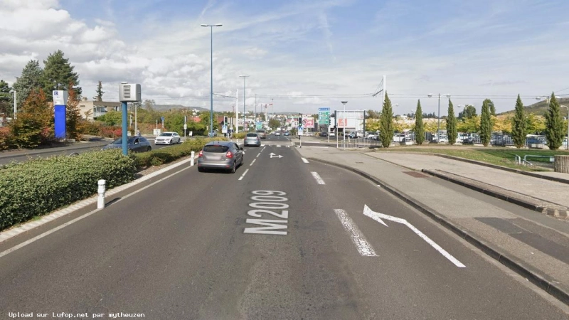 FRANCE photo du radar Clermont-Ferrand M2009 63 - Puy-de-Dôme FRANCE photo du radar Clermont-Ferrand M2009 63 - Puy-de-Dôme