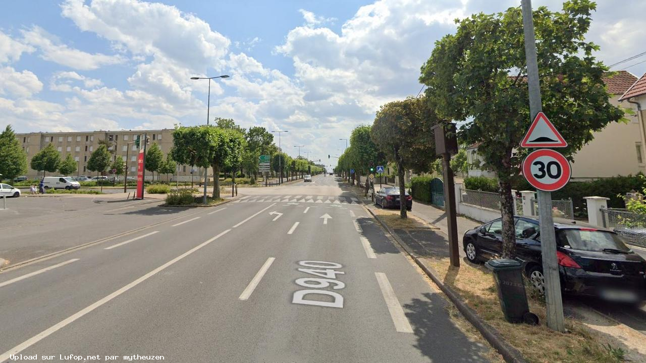 FRANCE photo du radar Bourges Avenue du Général Charles de Gaulle 18 - Cher