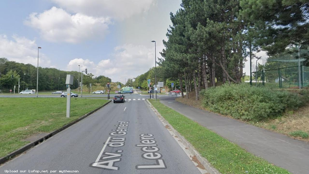 FRANCE photo du radar Montigny-le-Bretonneux Avenue du Général Leclerc 78 - Yvelines