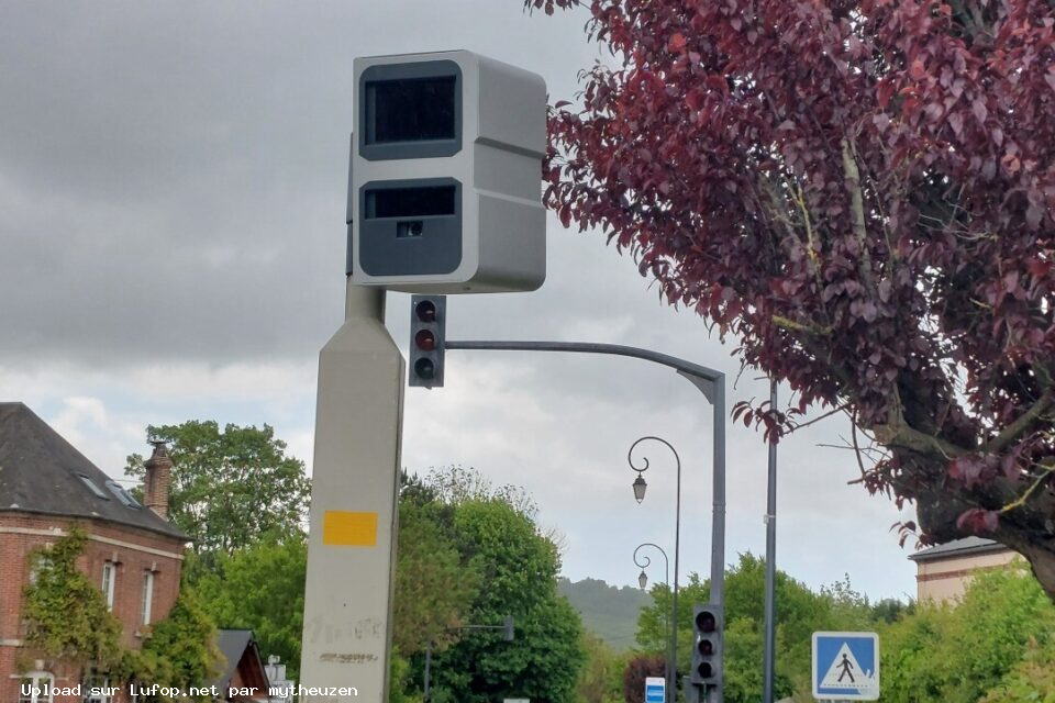 FRANCE photo du radar Neuf-Marché D915 76 - Seine-Maritime