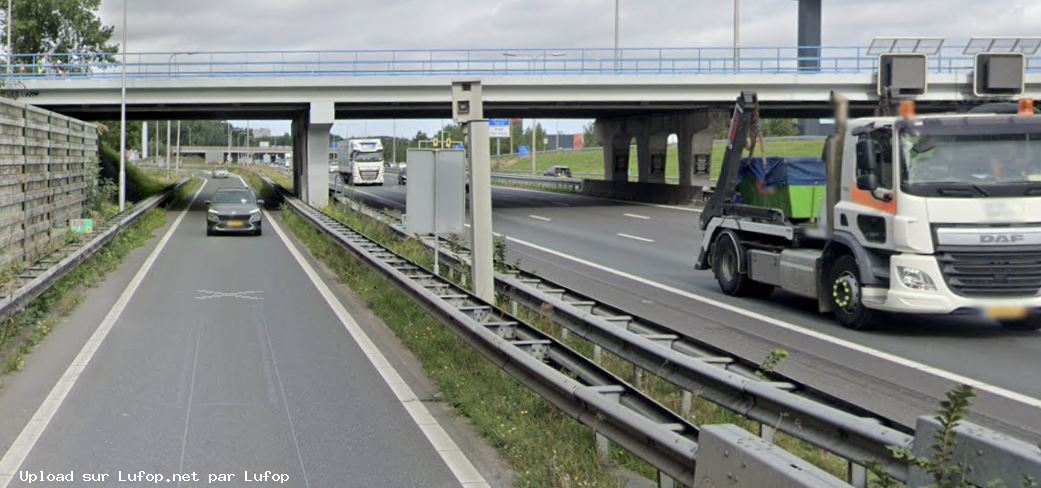 PAYS-BAS photo du radar Delft Rijksweg A13 26 - 