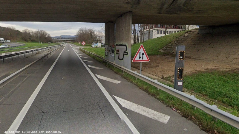 FRANCE photo du radar Brignais A450 69 - Rhône FRANCE photo du radar Brignais A450 69 - Rhône