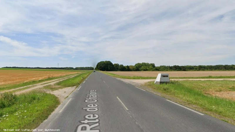 FRANCE photo du radar Suippes D977 51 - Marne