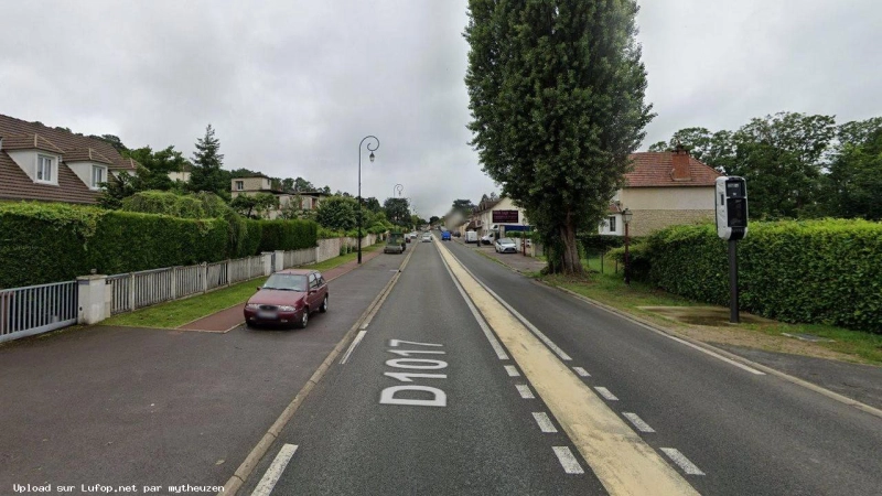 FRANCE photo du radar Fleurines D1017 60 - Oise