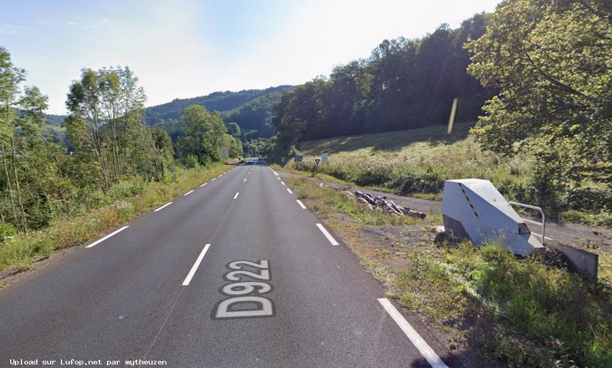 FRANCE photo du radar Saint-Martin-Valmeroux Rue des Prades 15 - Cantal