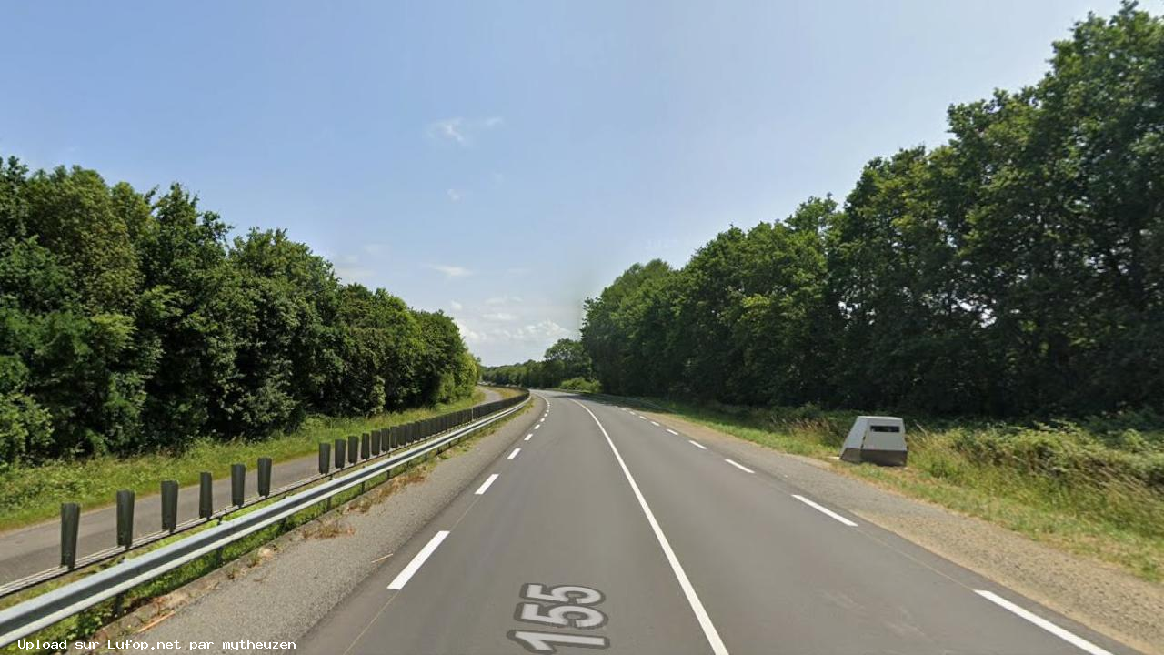 FRANCE photo du radar Maen Roch La Brûlais 35 - Ille-et-Vilaine