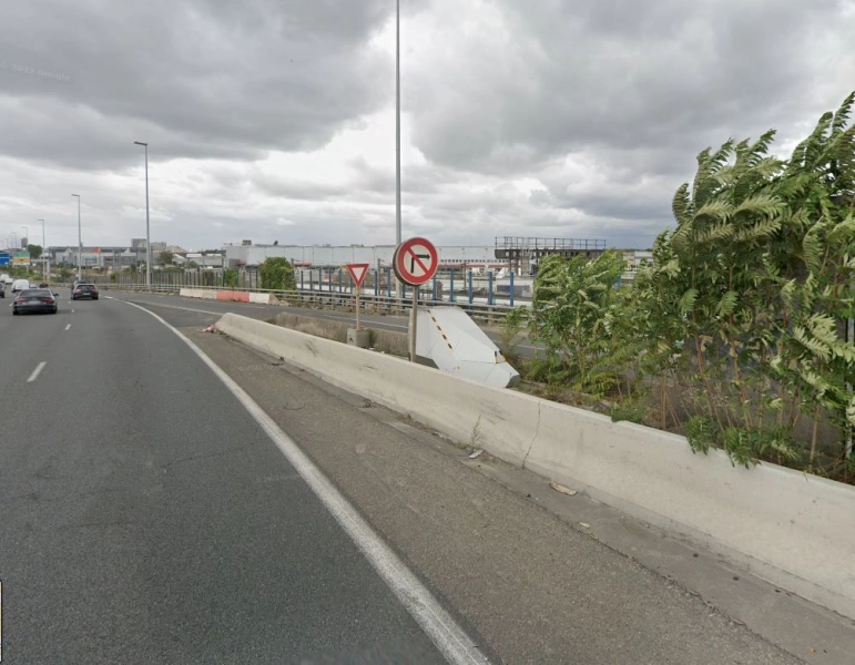 FRANCE photo du radar La Courneuve Rue de l'Industrie 93 - Seine-Saint-Denis