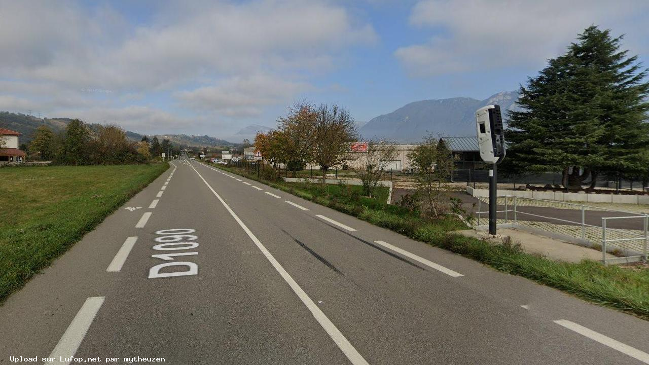 FRANCE photo du radar Chapareillan D1090 38 - Isère