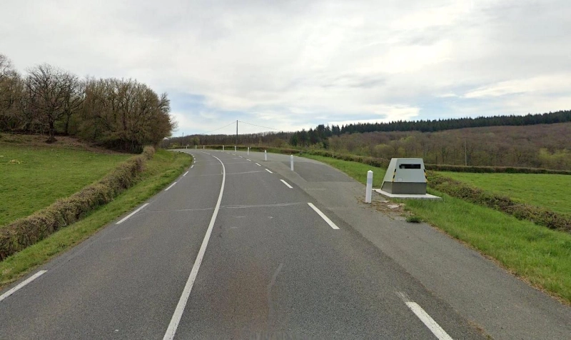 FRANCE photo du radar La Vineuse-sur-Fregande Route de Montceau 71 - Saône-et-Loire