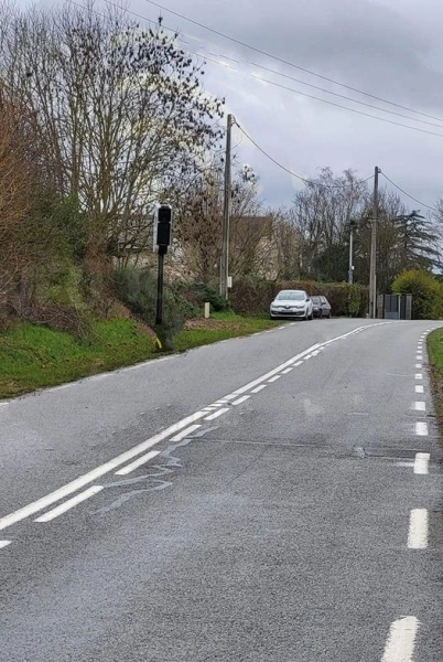 FRANCE photo du radar Les Essarts-le-Roi D202 78 - Yvelines FRANCE photo du radar Les Essarts-le-Roi D202 78 - Yvelines