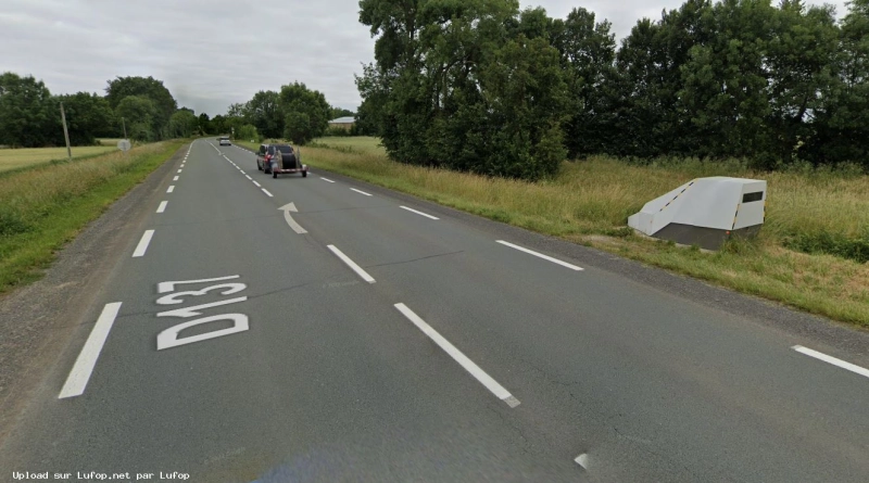 FRANCE photo du radar Saint-Hippolyte Route Nationale 137 17 - Charente-Maritime FRANCE photo du radar Saint-Hippolyte Route Nationale 137 17 - Charente-Maritime