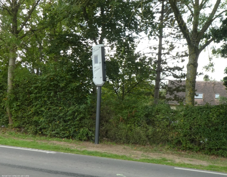 FRANCE photo du radar Caligny D911 14 - Calvados