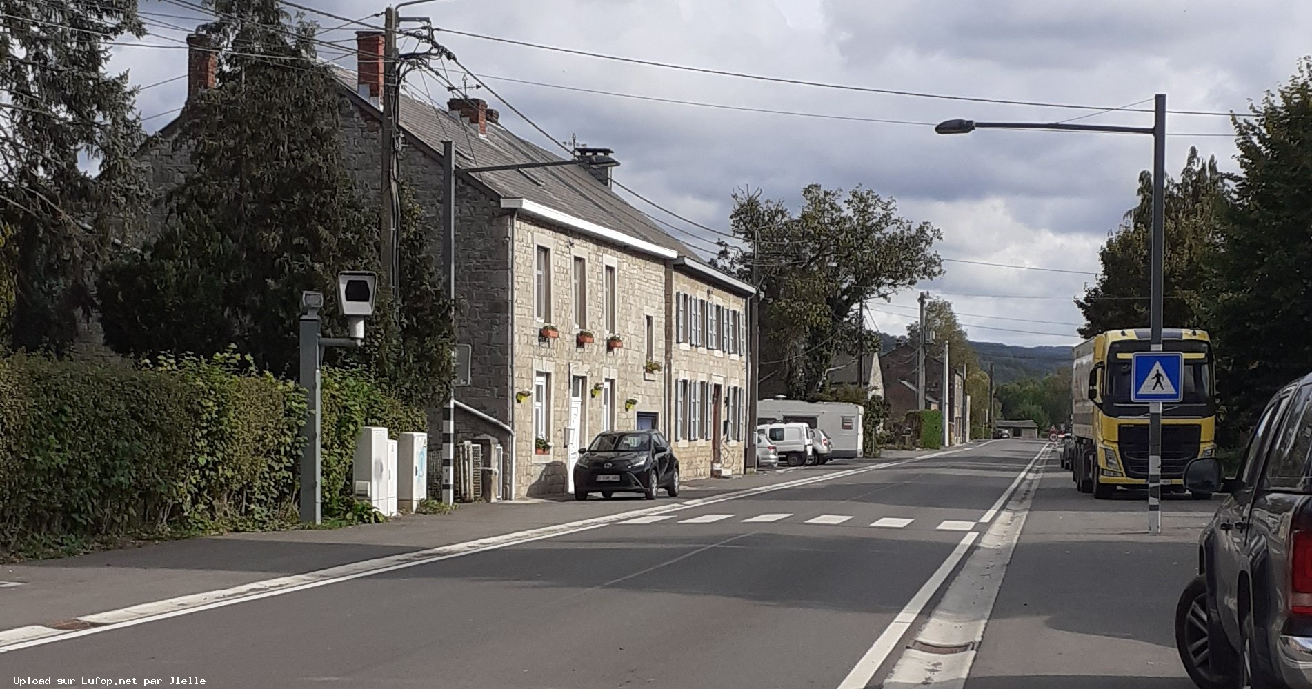 BELGIQUE photo du radar Hampteau Rue de la Roche 69 - Luxembourg