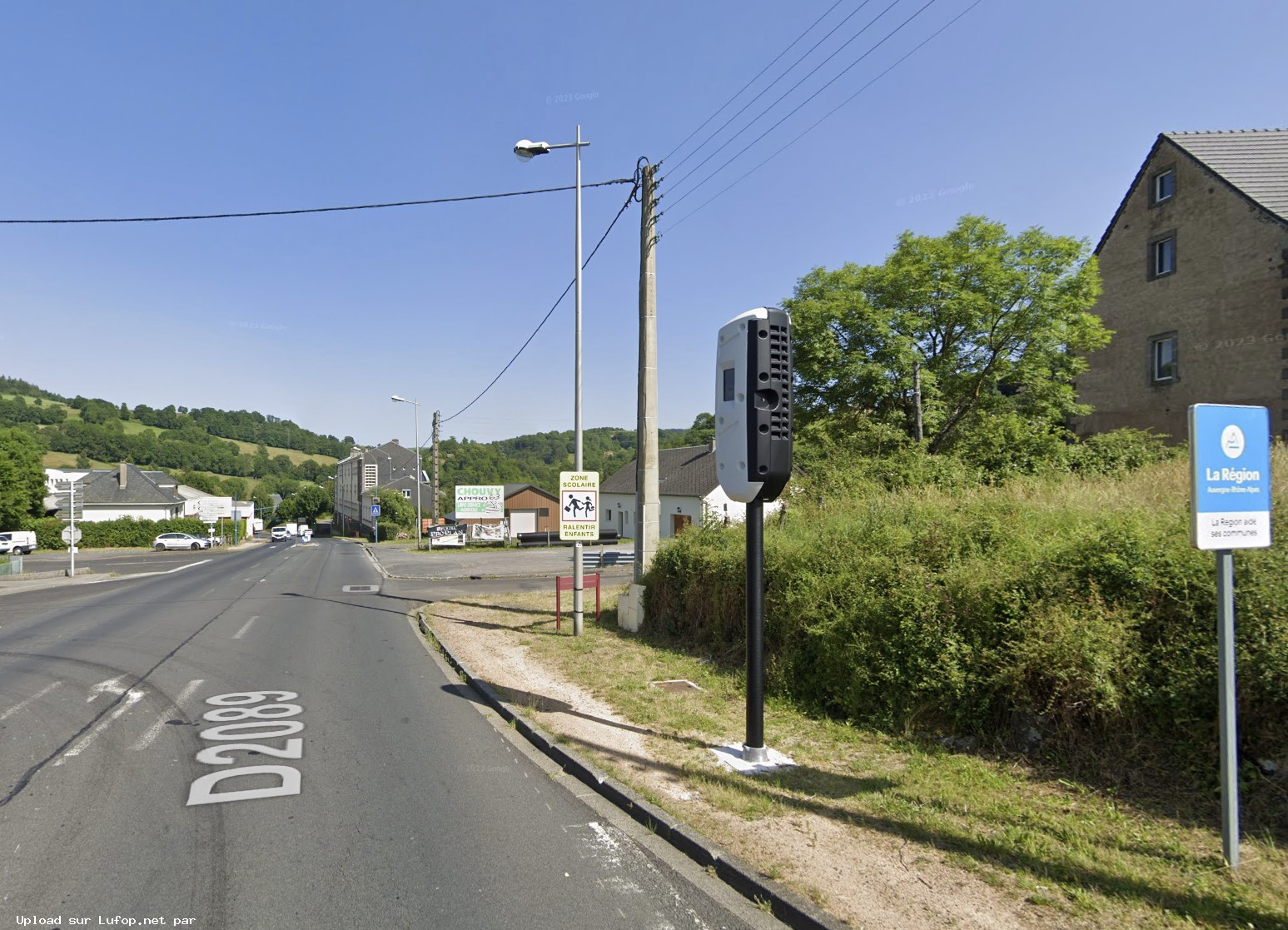 FRANCE photo du radar Rochefort-Montagne D2089 63 - Puy-de-Dôme