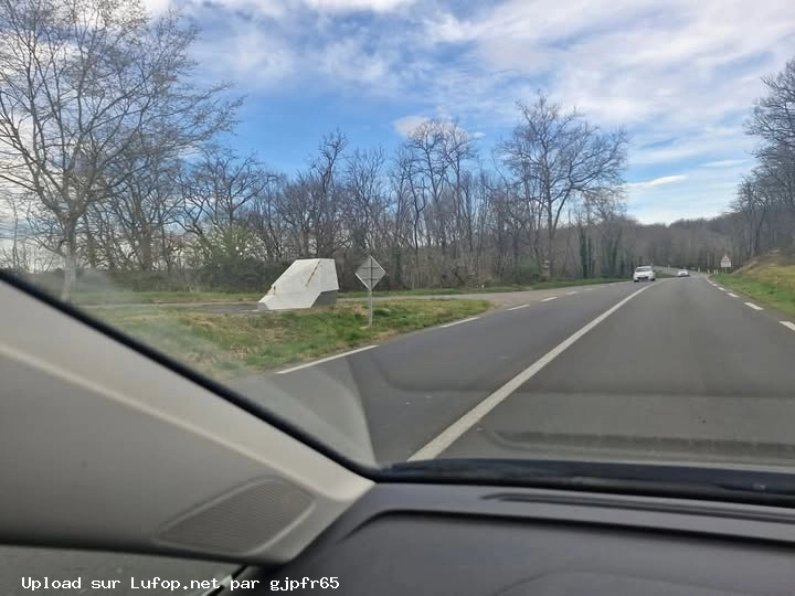 FRANCE photo du radar Villecomtal-sur-Arros N21 32 - Gers