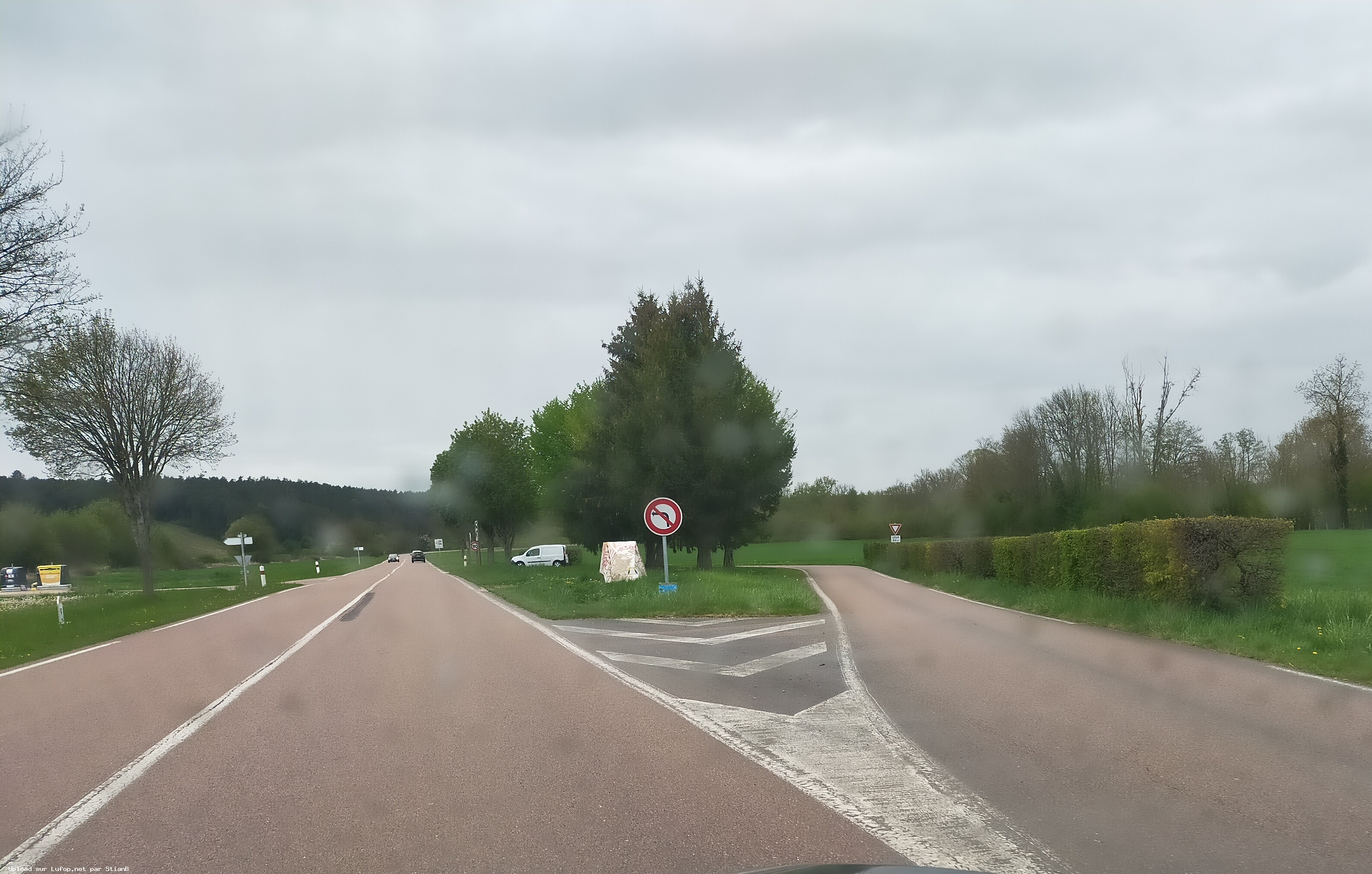 FRANCE photo du radar Neuville-sur-Seine D671 10 - Aube