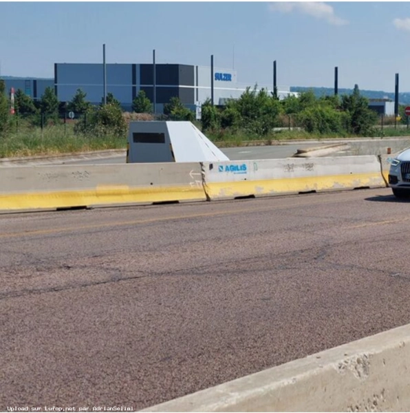 FRANCE photo du radar Buchelay Boulevard de la Communauté 78 - Yvelines