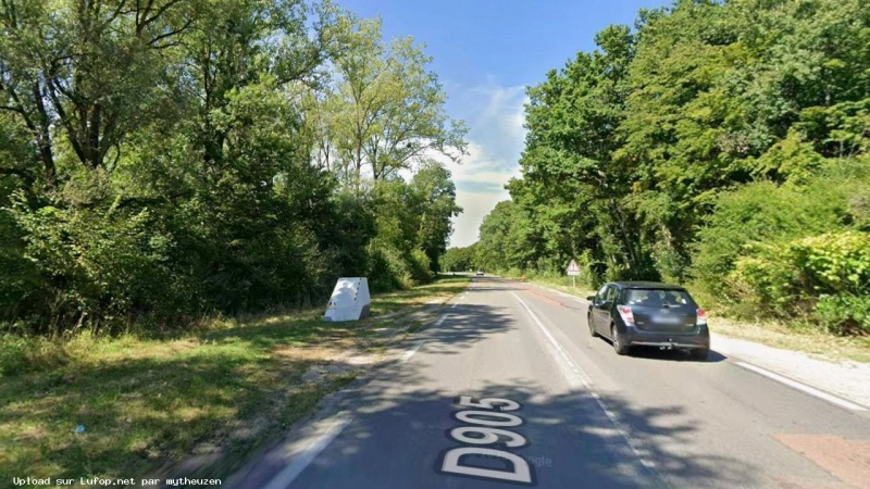 FRANCE photo du radar Villers-les-Pots Route Départementale 905 21 - Côte d Or