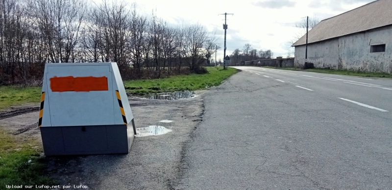 FRANCE photo du radar Pierre-Levée Château de Montebise 77 - Seine-et-Marne