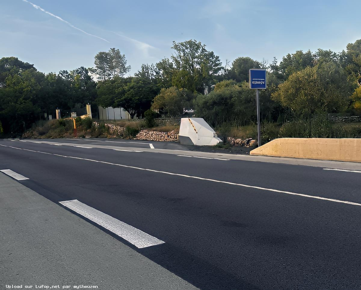 FRANCE photo du radar Draguignan D562 83 - Var